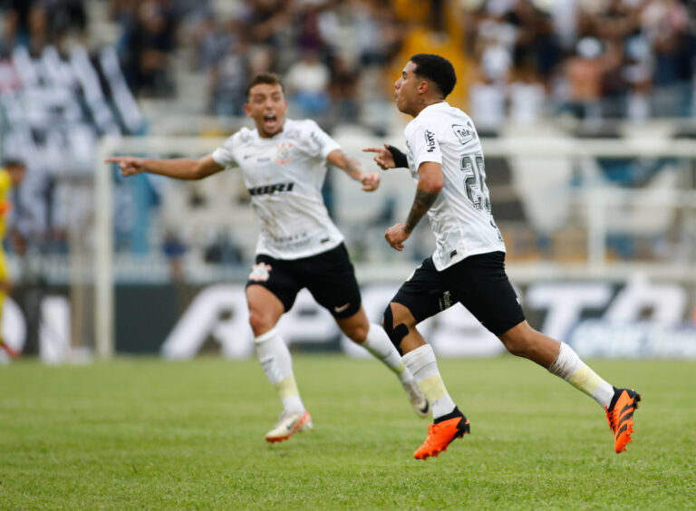 Agenda do dia: os jogos e onde assistir à Copinha neste domingo, 14