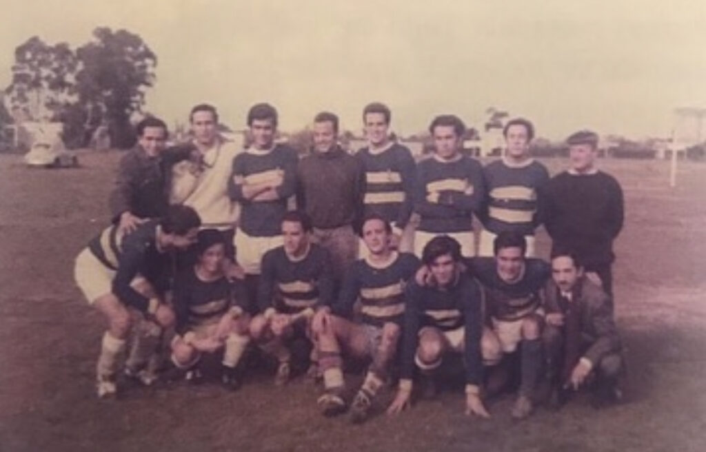 Artugo Nogueira (em pé, o segundo da direita à esquerda) e Numa (primeiro agachado da esquerda à direita) - Divulgação / Numa Turcatti