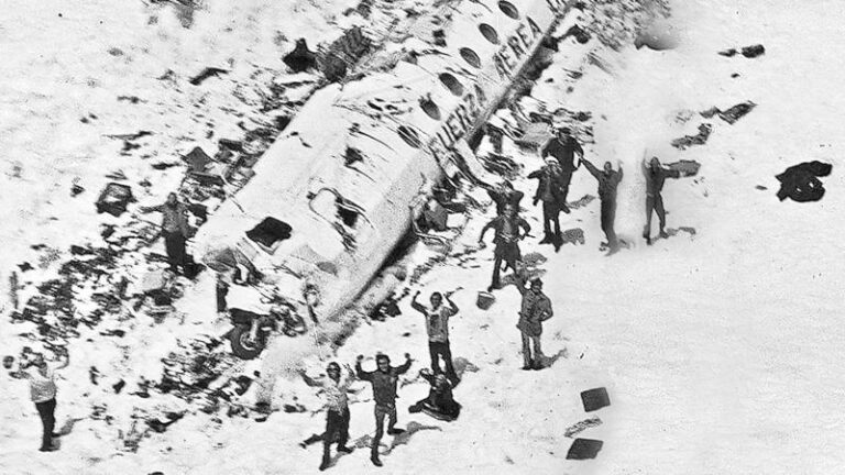 Sociedade da Neve: a relação entre o acidente do time de rúgbi e o futebol