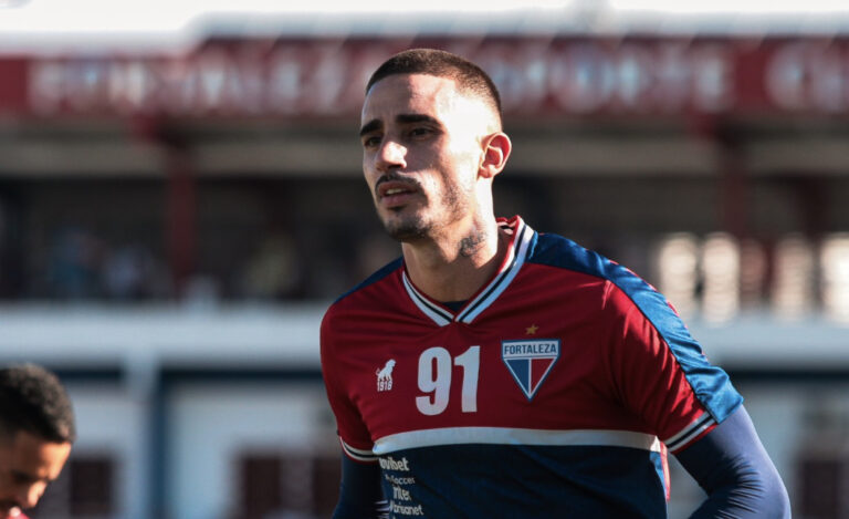 Como estão os jogadores vítimas do atentado ao ônibus do Fortaleza