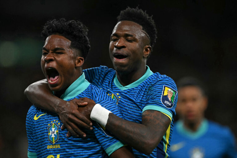 Endrick marca seu primeiro gol pelo Brasil, que vence a Inglaterra em Wembley