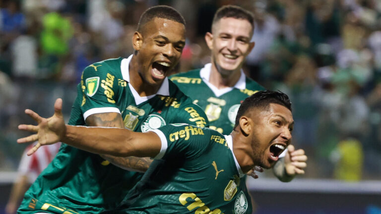 Palmeiras vence Botafogo-SP e garante liderança geral do Paulistão