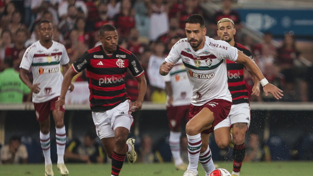 LUCAS MERÇON/FLUMINENSE