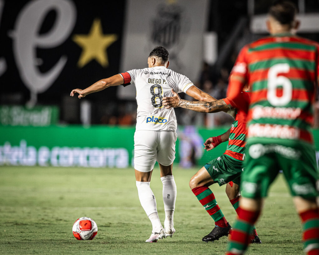 Diante da Portuguesa, nas quartas de final, volante só ficou ausente de um jogo na temporada - Raul Baretta/Santos FC