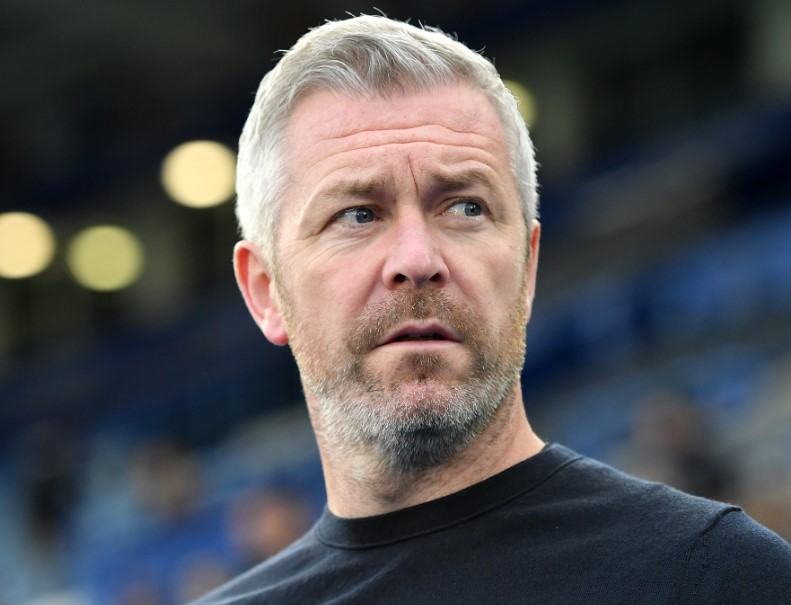 Leicester demite treinador acusado de namorar jogadora