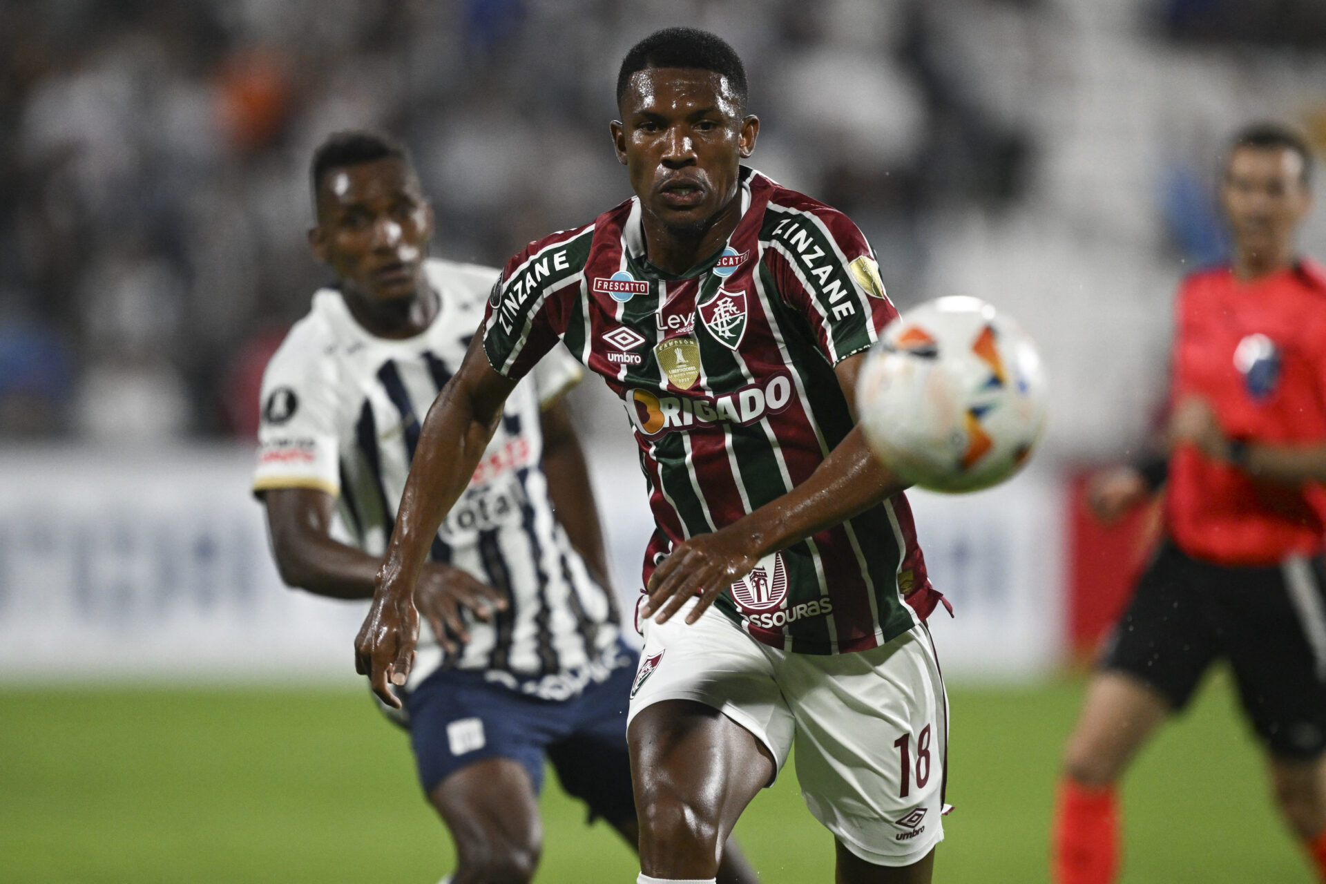 Fluminense reage e estreia na Libertadores com empate contra o Alianza Lima