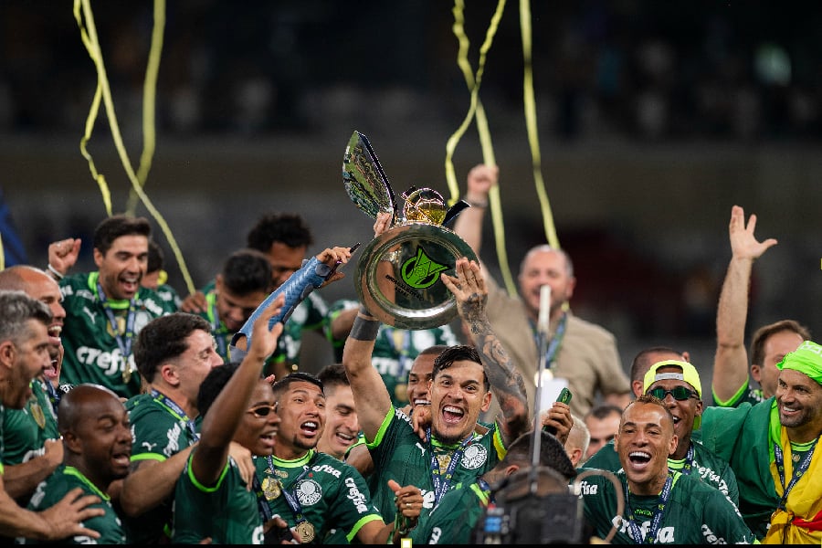 Palmeiras campeão, troféu Brasileirão 2023, Divulgação/CBF/Staff Images