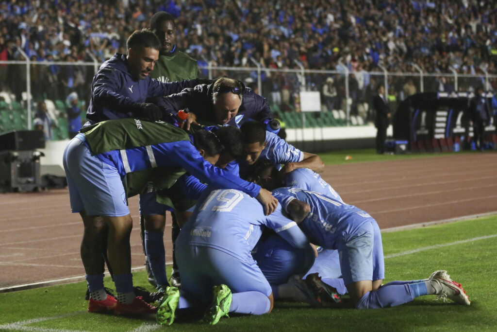 O Bolívar já chegou duas vezes à semifinal da Libertadores, em 1986 e 2014 - EFE/ Luis Gandarillas