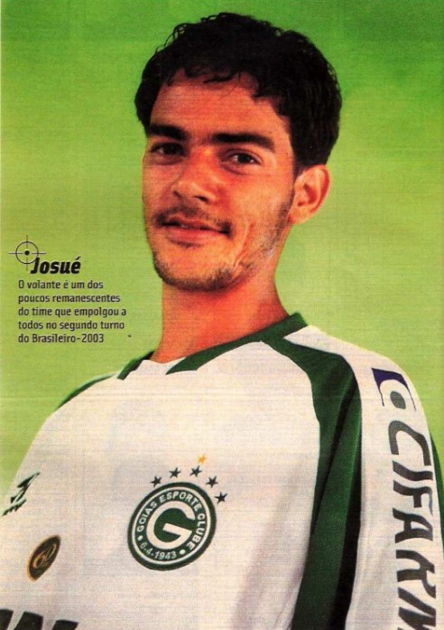 Josué, destaque do Goias no Guia do Brasileirão de 2004 - PLACAR