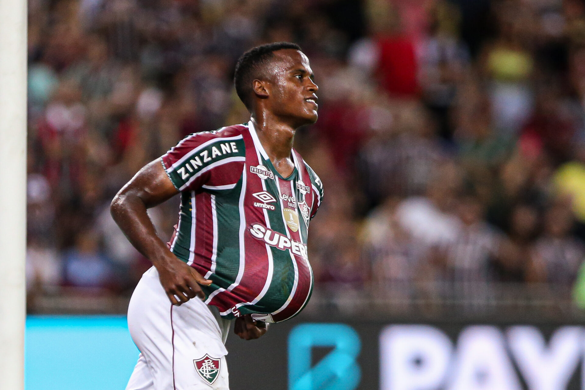 Fluminense volta a vencer o Sampaio Corrêa e avança na Copa do Brasil