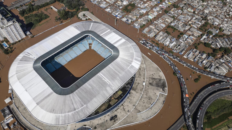 Brasileirão é paralisado por duas rodadas devido às enchentes, anuncia a CBF