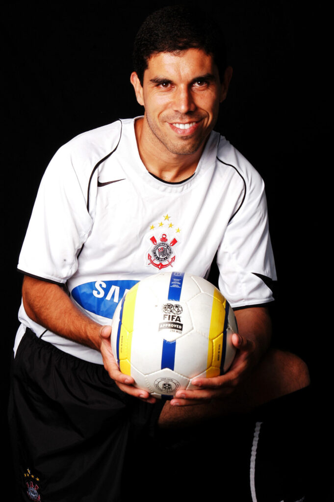 Ricardinho pelo Corinthians em 2006 -
