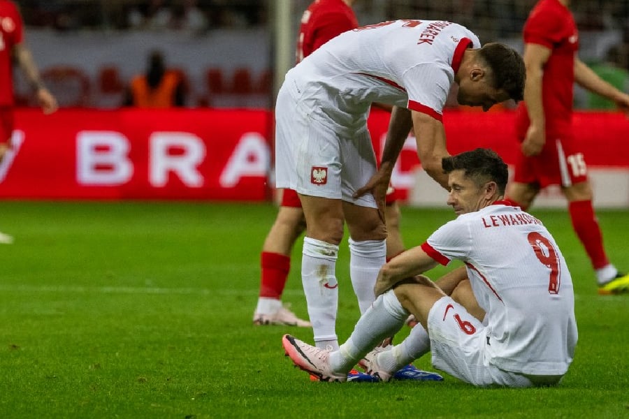 Lesão em amistoso tira Lewandowski de estreia da Euro