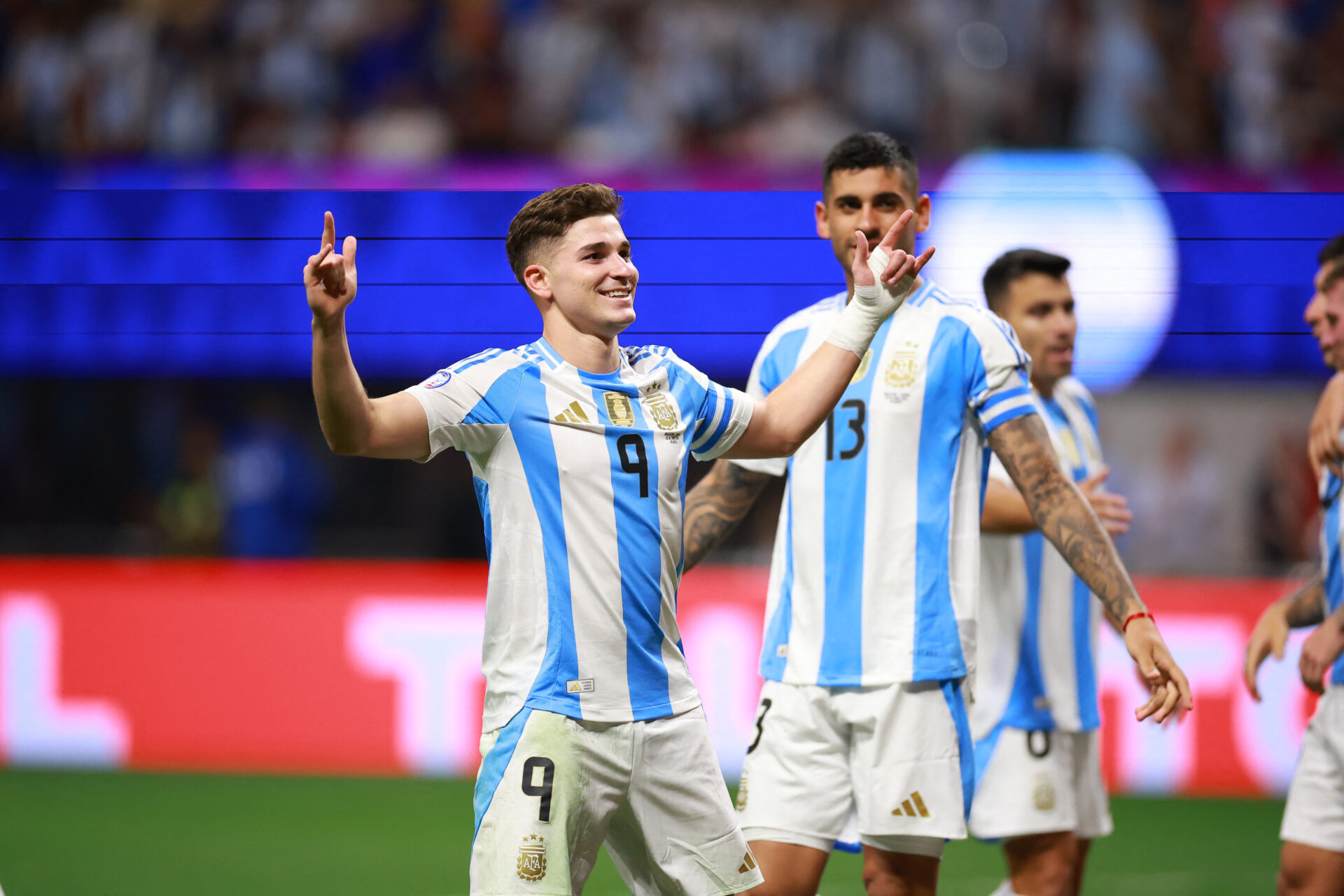 Argentina estreia na Copa América com vitória diante do Canadá