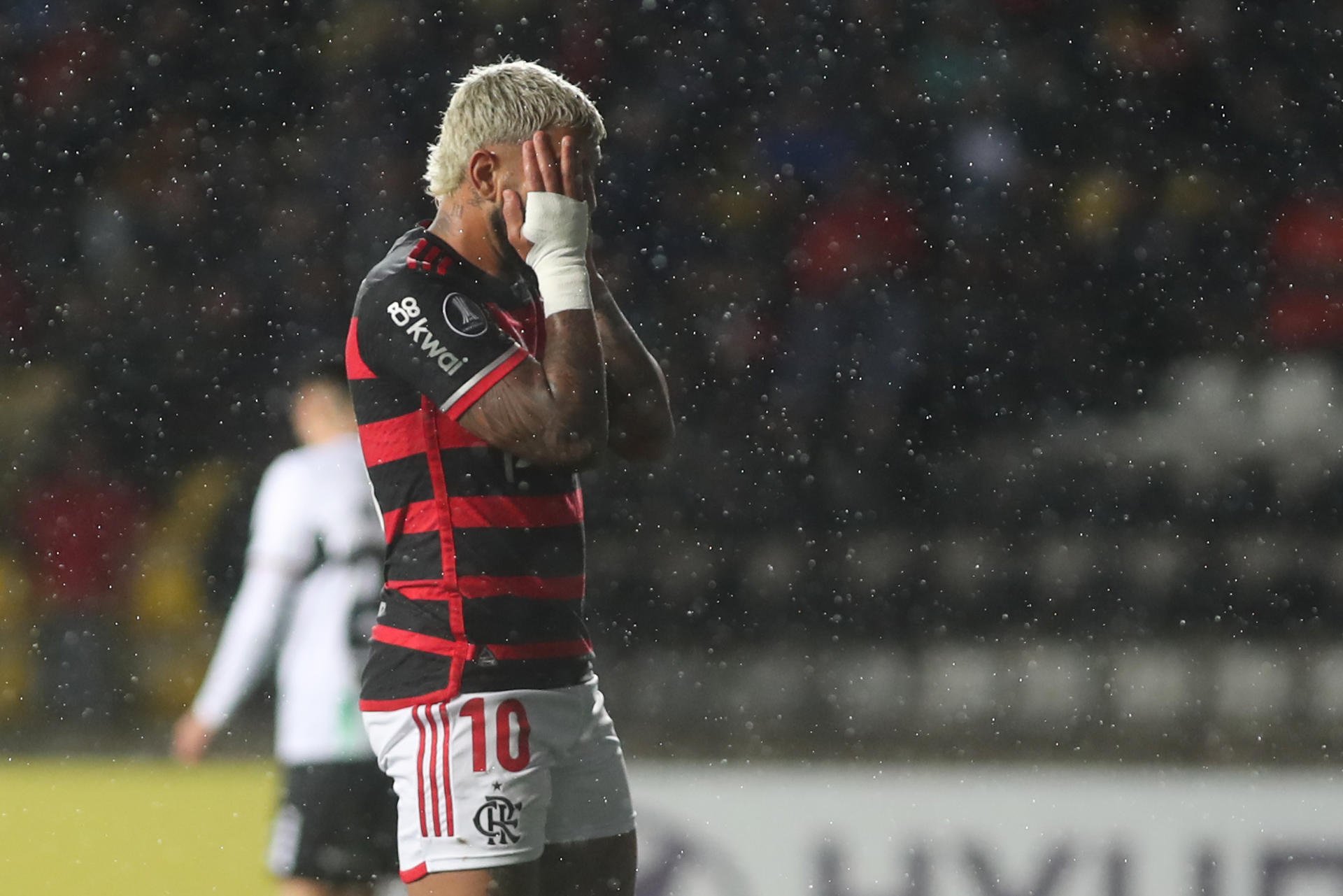 Gabigol recusa proposta de renovação do Flamengo; empresário já articula saída