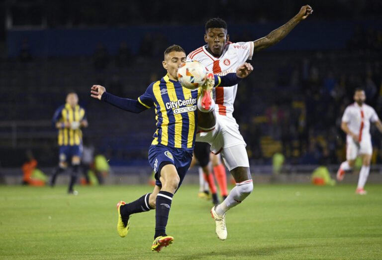 Inter larga atrás do Rosario Central em playoffs da Sul-Americana