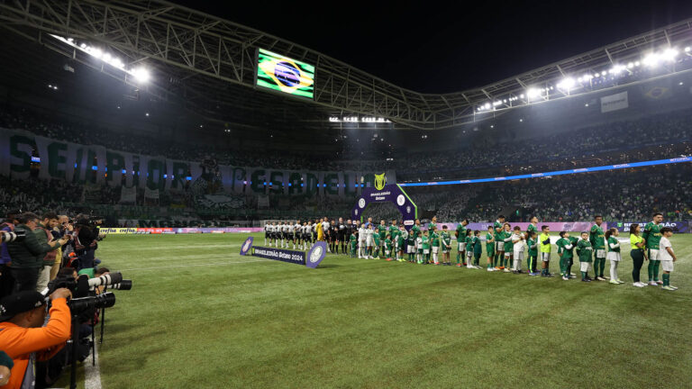 Palmeiras chega à segunda maior série invicta contra o Corinthians