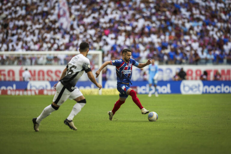 Contra o Bahia, Corinthians vence a primeira fora e escapa do Z-4