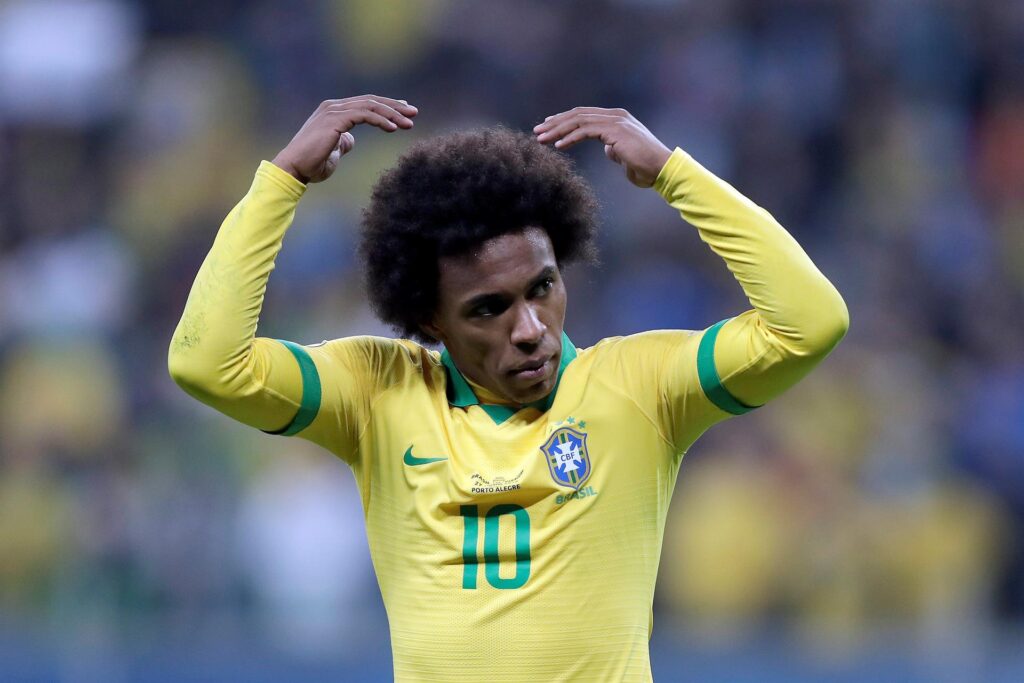 Willian foi camisa 10 da seleção na Copa América 2019 - EFE/Juan Ignacio Roncoroni