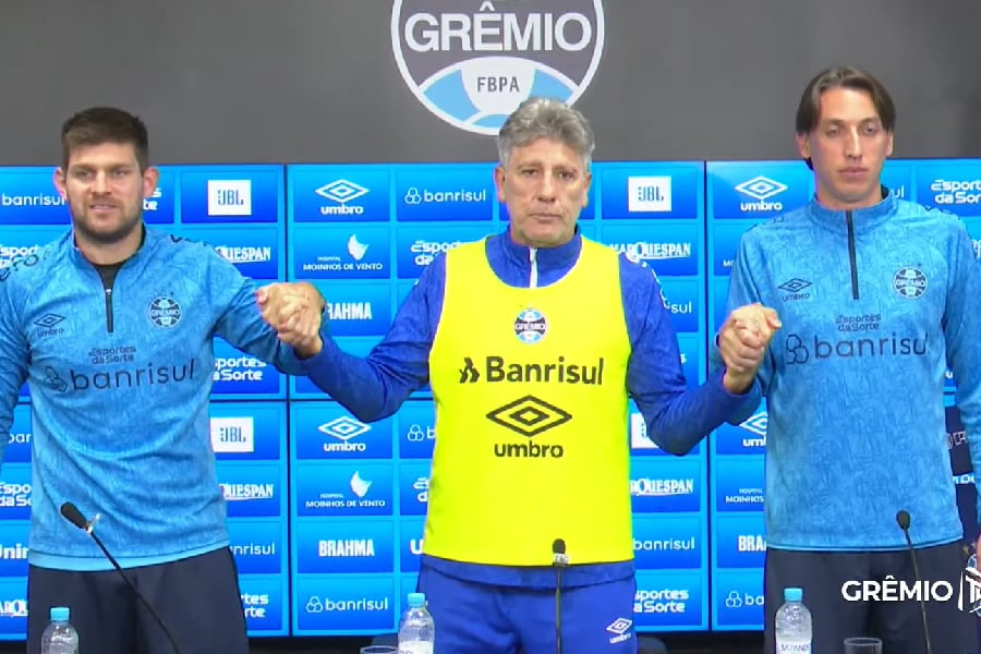 Kannemann, Renato e Geromel, da esquerda para a direita - Reprodução / GrêmioTV