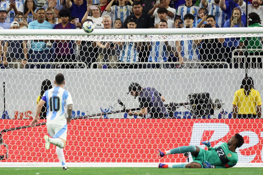 Lionel Messi, cavadinha, Argentina x Equador, Copa América,