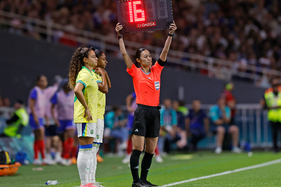 114 minutos de acréscimo? Brasil jogou quase um jogo e meio a mais