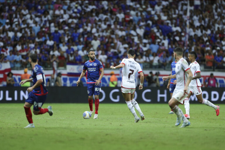 Flamengo vence Bahia fora e larga na frente nas quartas da Copa do Brasil