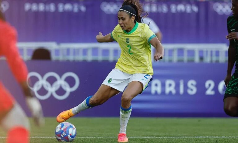 Antonia se lesiona e deixa a seleção brasileira nas Olimpíadas