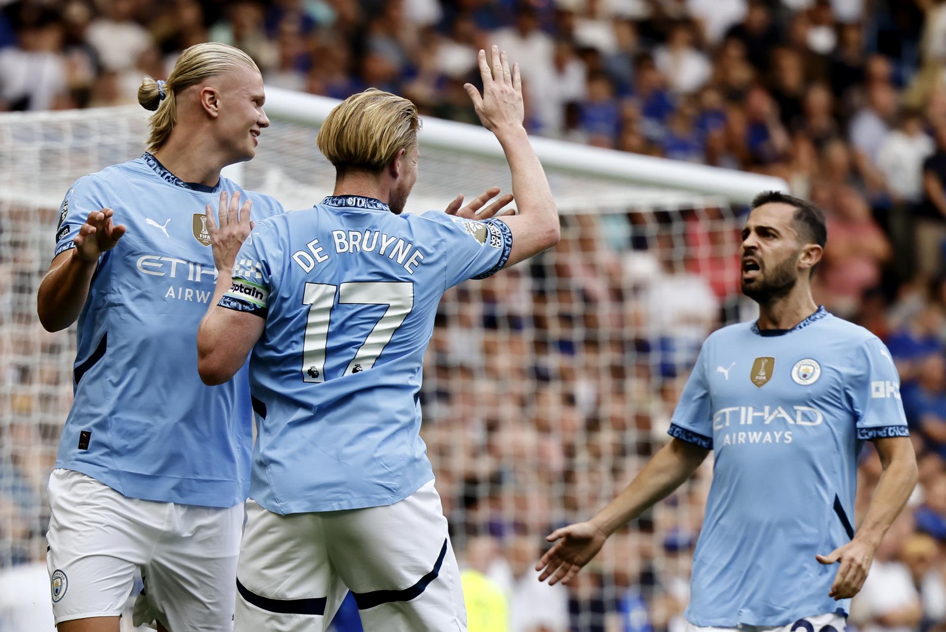 Manchester City bate o Chelsea em Londres na abertura da temporada