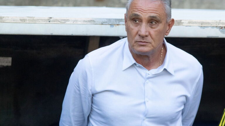 Atlético-MG tenta técnico Tite para temporada 2025