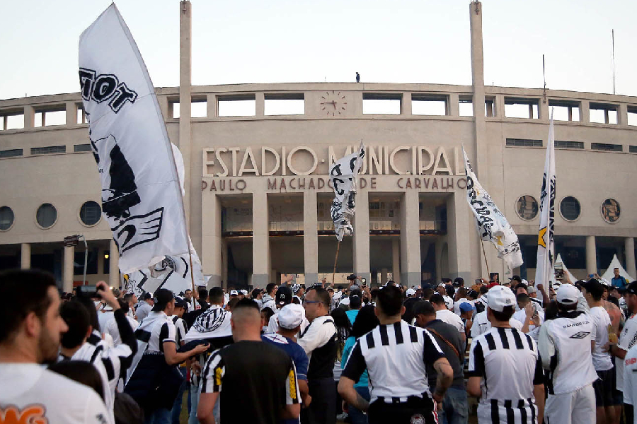 Santos firma acordo para ter Pacaembu como casa em São Paulo