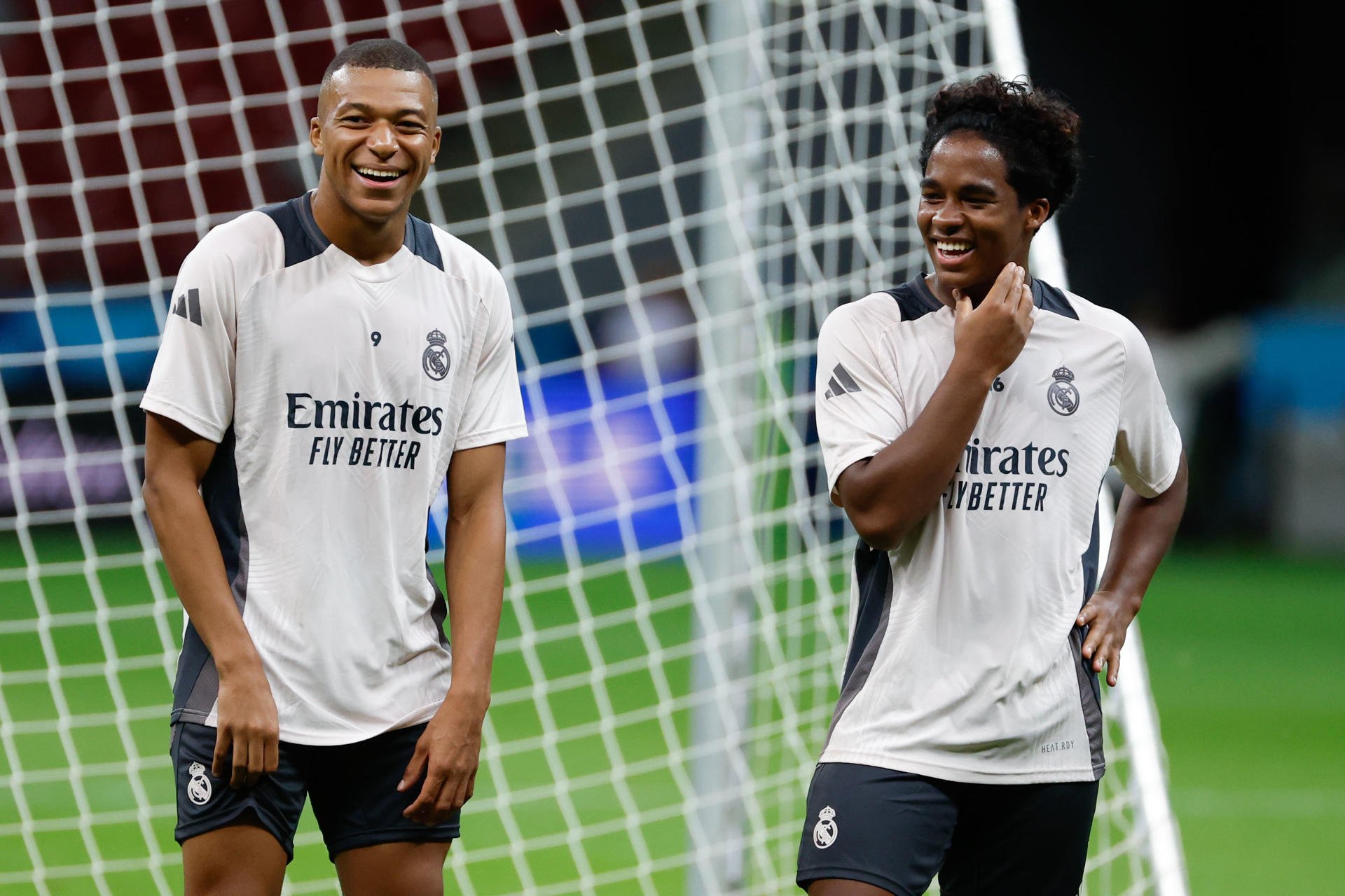 Mbappé e Endrick no treino do Real Madrid - EFE/ Mariscal