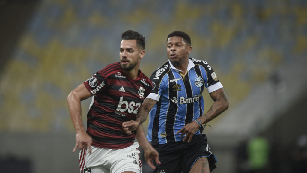 Marí em partida diante do Grêmio pela semifinal da Libertadores de 2019 - Kaio Lakaio/PLacar