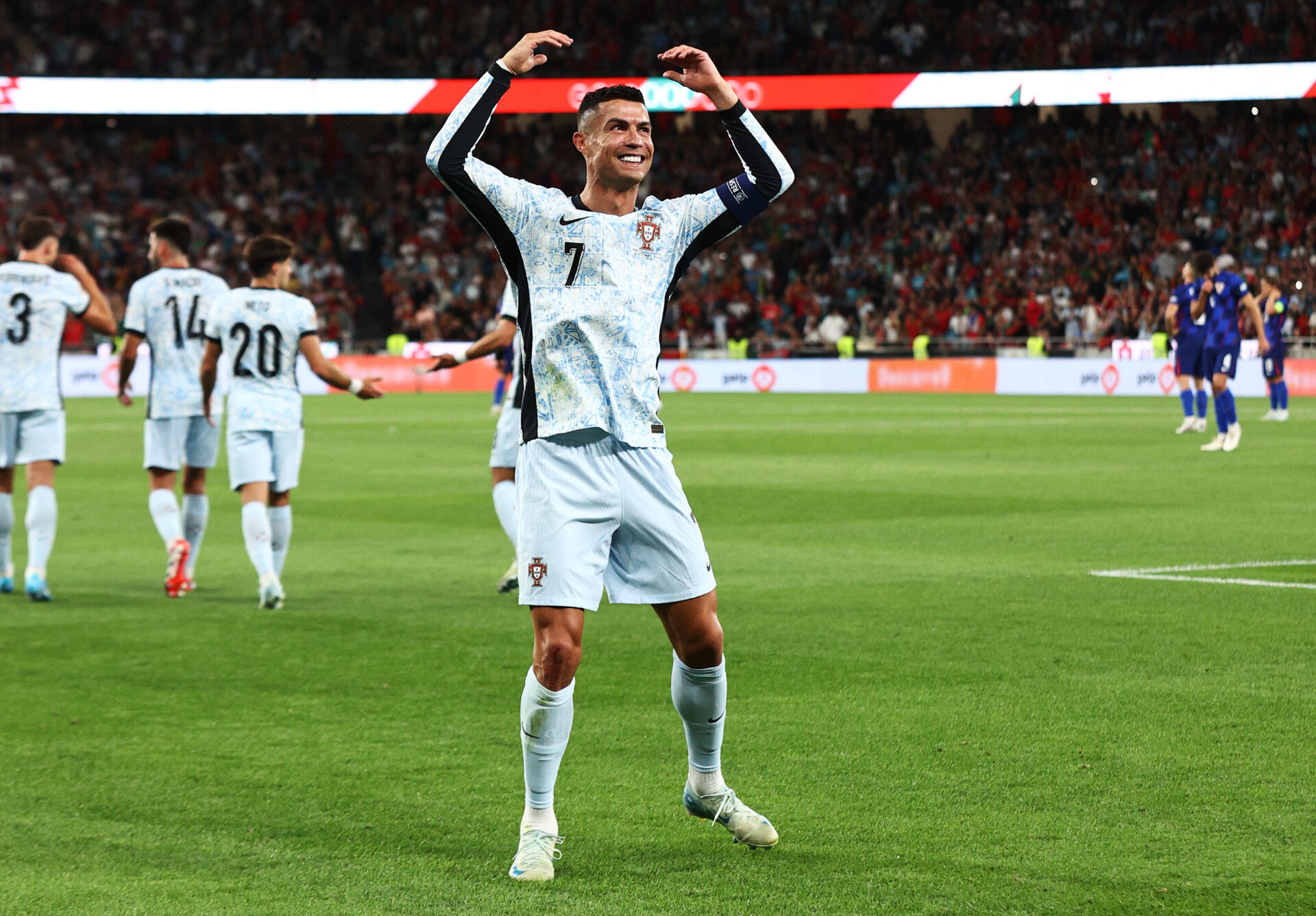 Cristiano Ronaldo aumentou as marcas histórias da carreira - Carlos Rodrigues/UEFA via Getty Images