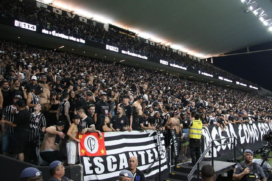 Torcida do Corinthians libera Pix para “vaquinha” da Neo Química Arena