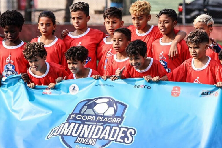 Copa PLACAR Comunidades começa com golaço da solidariedade