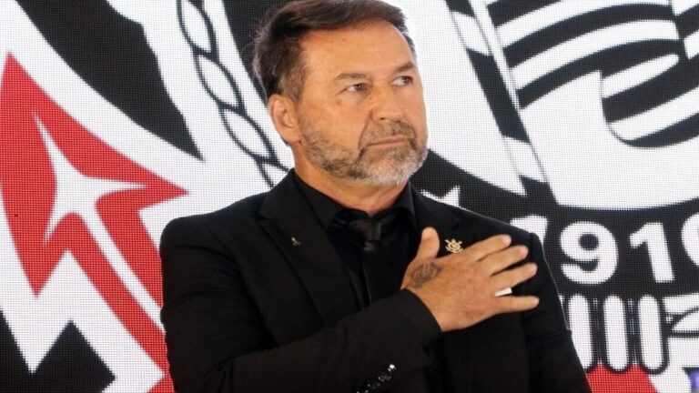 Augusto Melo tem 10 dias para se defender do impeachment