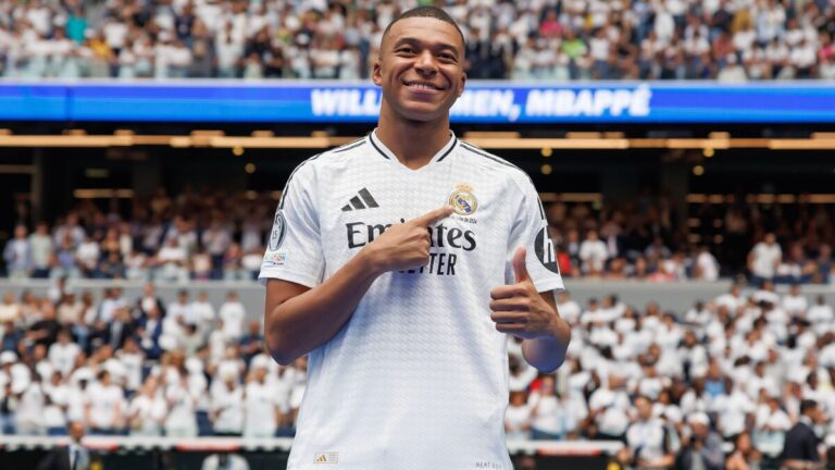 Mbappé iria se transferir para o Liverpool, mas PSG passou na frente