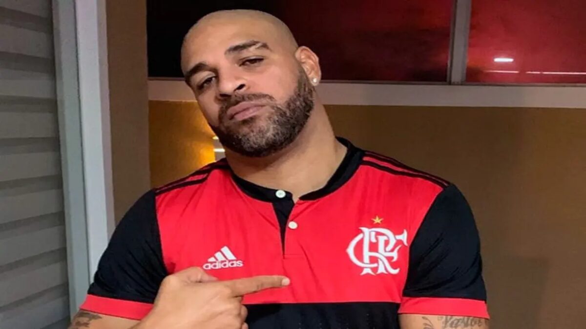 Adriano marca jogo de despedida entre Flamengo e Inter de Milão