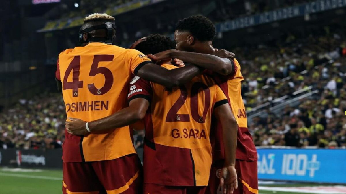 Galatasaray de Osimhen vence o clássico contra o Fenerbahçe