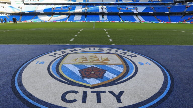 Começa julgamento que pode excluir Manchester City da Premier