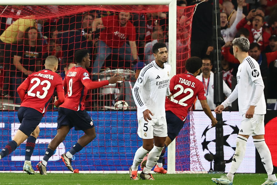 Camisa 9 Jonathan David marcou o único gol da partida - Sameer Al-Doumy/AFP