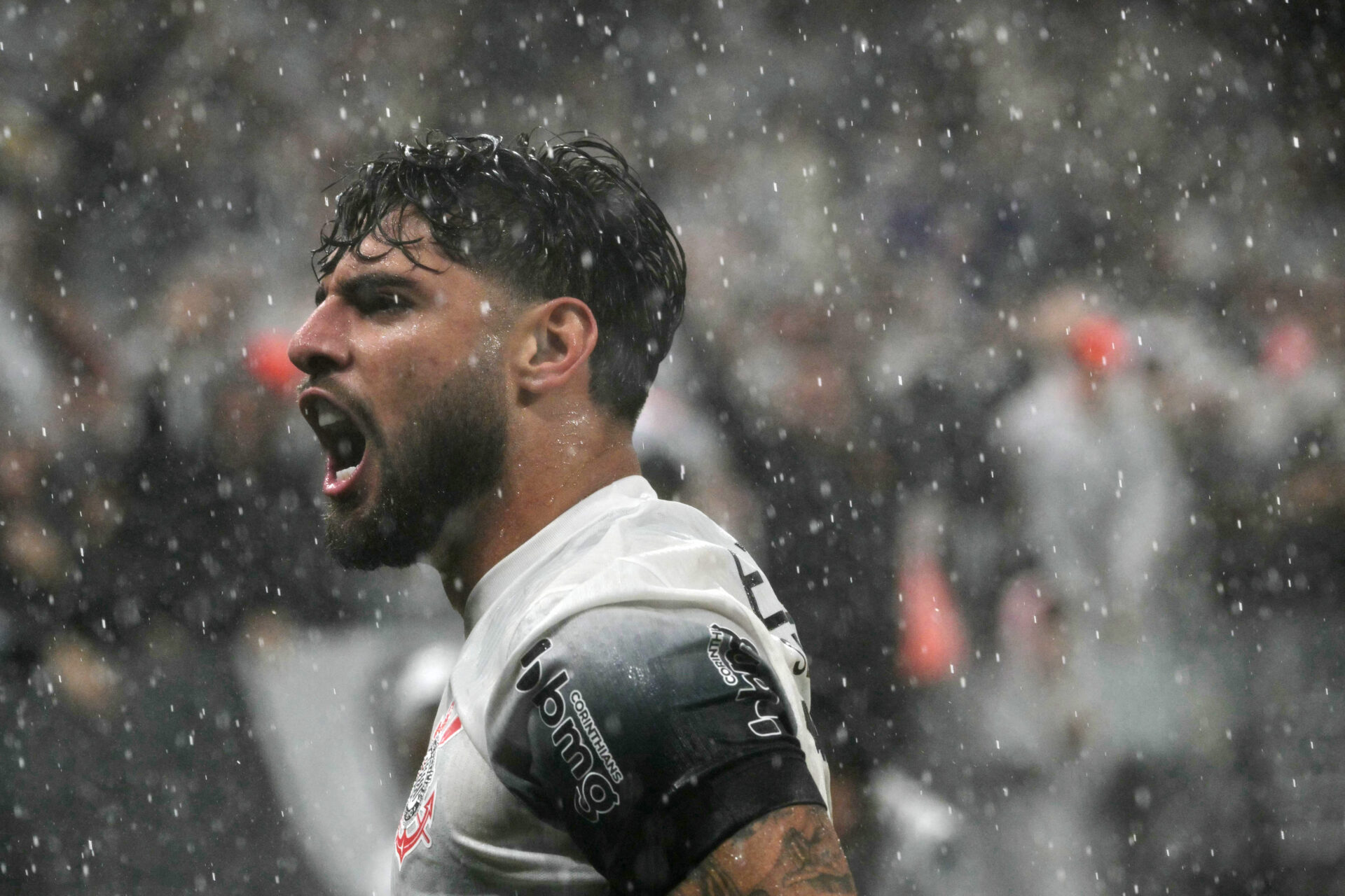 Artilheiros no século: Yuri Alberto iguala marcas de Ronaldo e Liédson pelo Corinthians