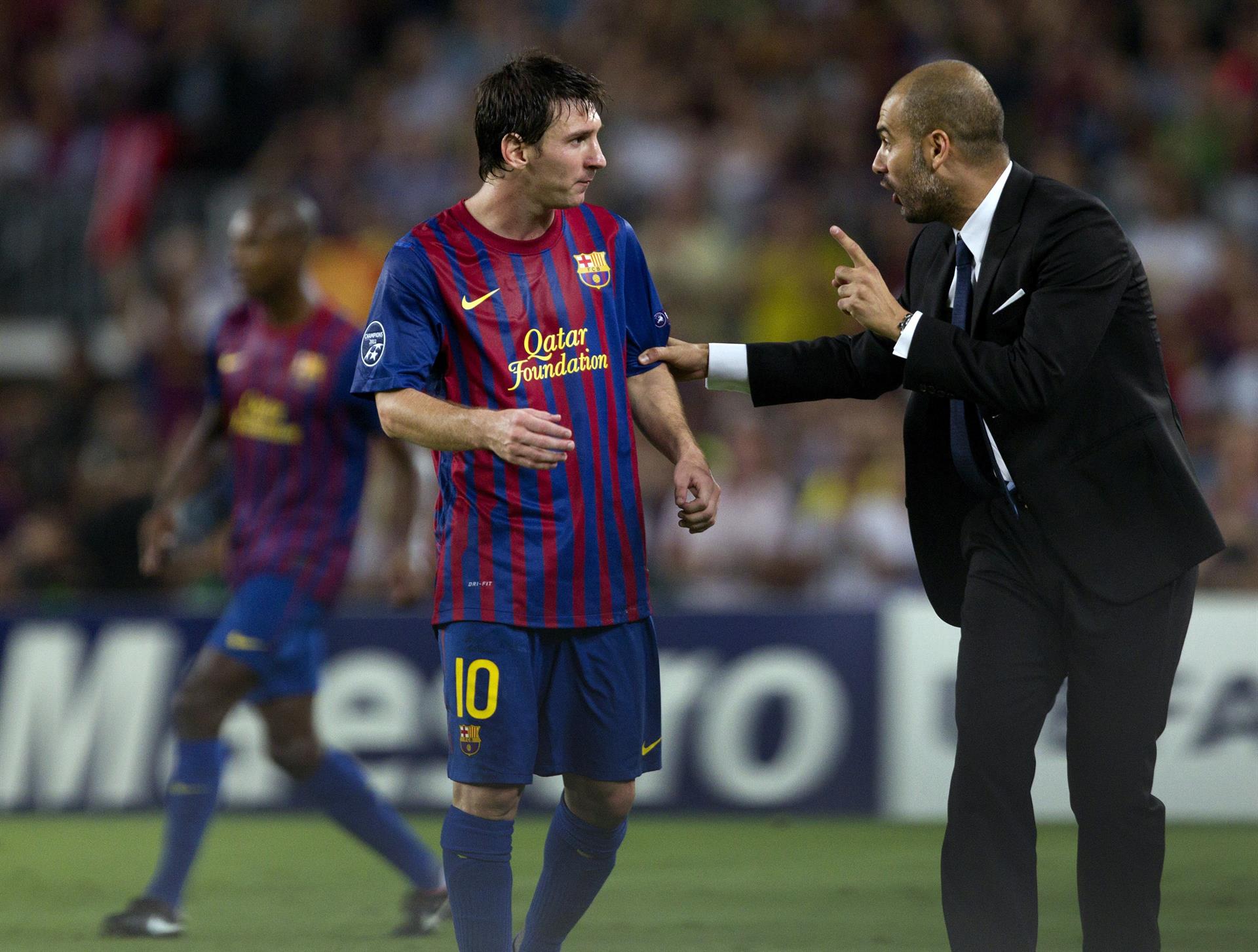 Guardiola elege Messi melhor da história e se desculpa com Pelé e Maradona