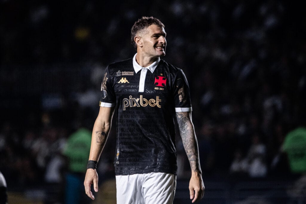 Artilheiro marcou dez gols para salvar o Vasco de mais um rebaixamento - Leandro Amorim/Vasco