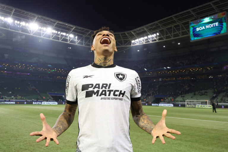 Fulham quer Igor Jesus, do Botafogo