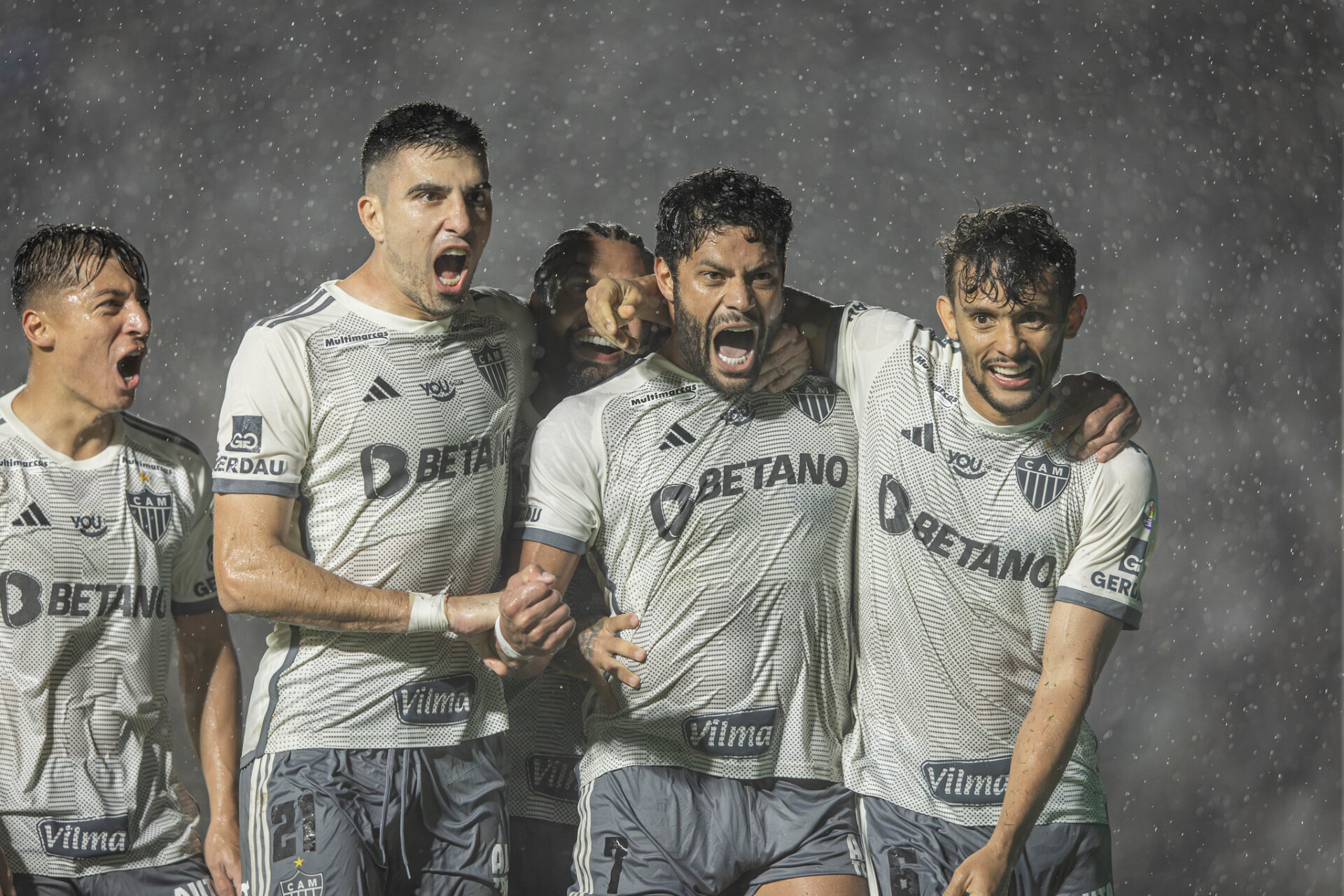 Atlético arranca empate com Vasco e está na final da Copa do Brasil