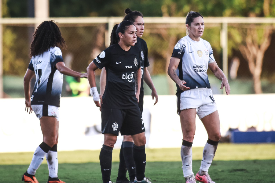 Corinthians passa pelo Olimpia e vai à semifinal da Libertadores feminina