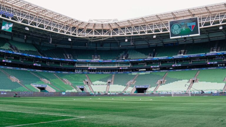 Palmeiras negocia com empresa de bet para patrocínio