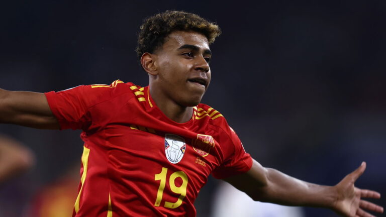 Lamine Yamal é favorito para levar o Golden Boy 2024